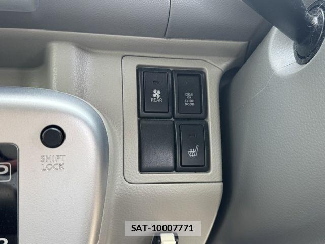 Suzuki EVERY WAGON 2017-08 8527619-17