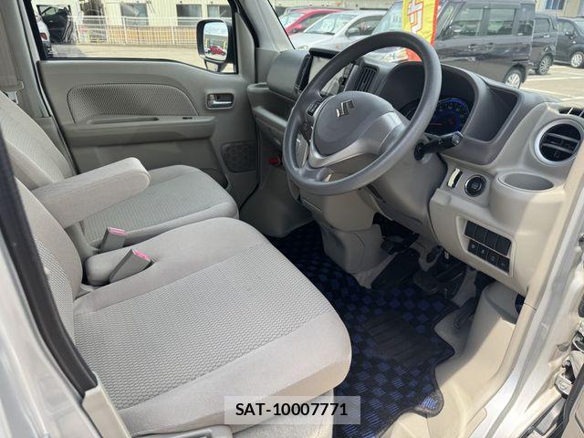 Suzuki EVERY WAGON 2017-08 8527619-20