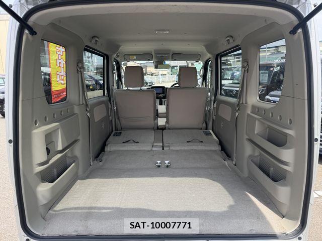 Suzuki EVERY WAGON 2017-08 8527619-24
