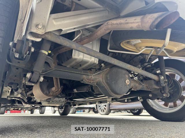 Suzuki EVERY WAGON 2017-08 8527619-27