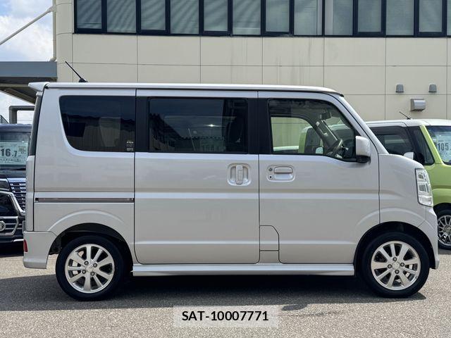 Suzuki EVERY WAGON 2017-08 8527619-4