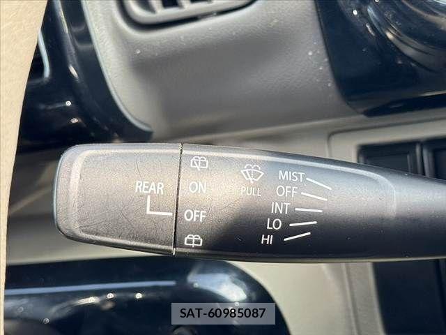 Suzuki EVERY WAGON 2016-04 8527618-27