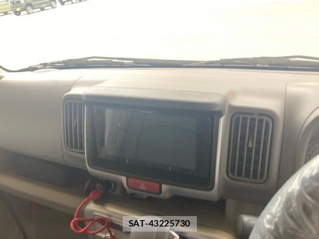 Suzuki EVERY WAGON 2025-03 8527617-10
