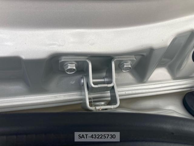 Suzuki EVERY WAGON 2025-03 8527617-21