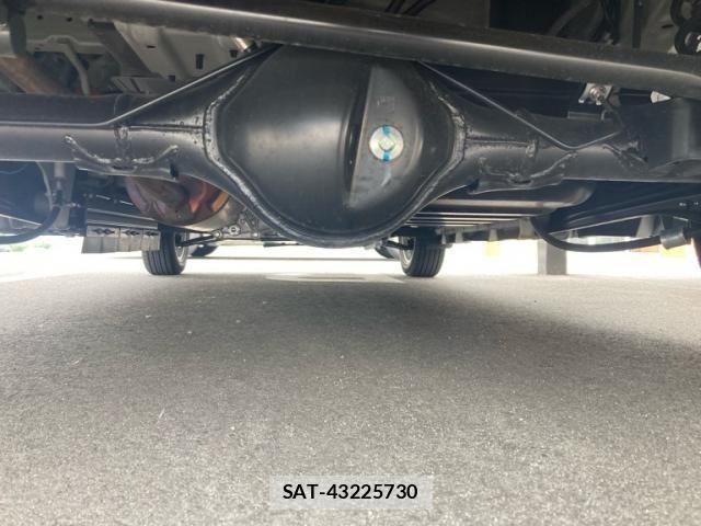Suzuki EVERY WAGON 2025-03 8527617-23