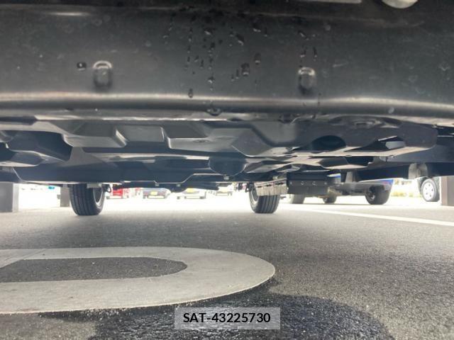 Suzuki EVERY WAGON 2025-03 8527617-4
