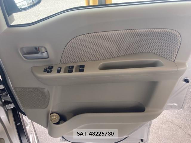 Suzuki EVERY WAGON 2025-03 8527617-6