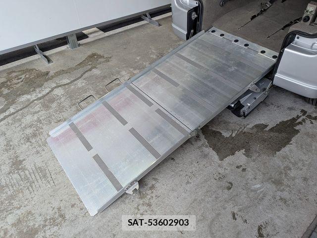 Suzuki EVERY WAGON 2014-04 8629179-9