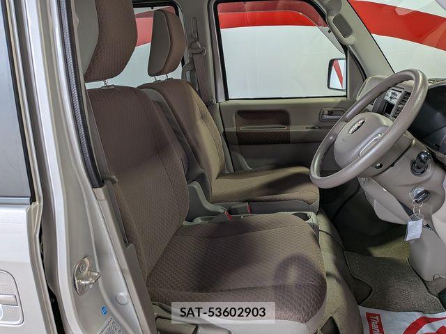 Suzuki EVERY WAGON 2014-04 8629179-25