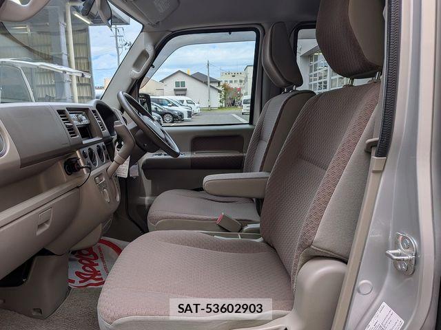 Suzuki EVERY WAGON 2014-04 8629179-26