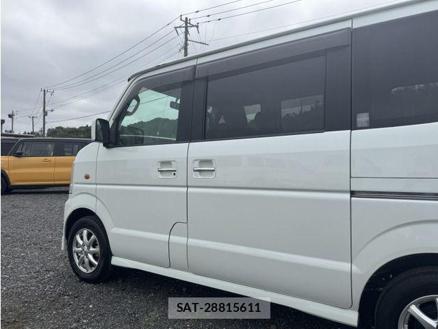 Suzuki EVERY WAGON 2008-11 8661853-4