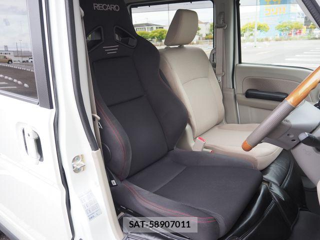 Suzuki EVERY WAGON 2023-04 8746164-17