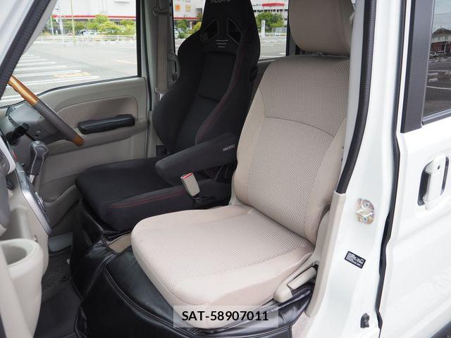 Suzuki EVERY WAGON 2023-04 8746164-20
