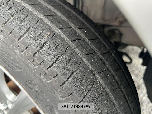 Suzuki EVERY WAGON 2016-11 8831882-10
