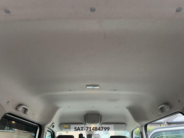 Suzuki EVERY WAGON 2016-11 8831882-18