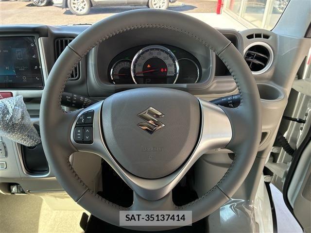 Suzuki EVERY WAGON 2025-08 8831881-12