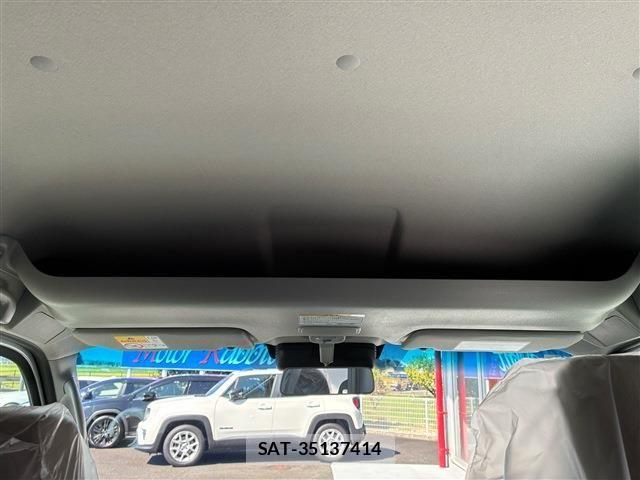 Suzuki EVERY WAGON 2025-08 8831881-18
