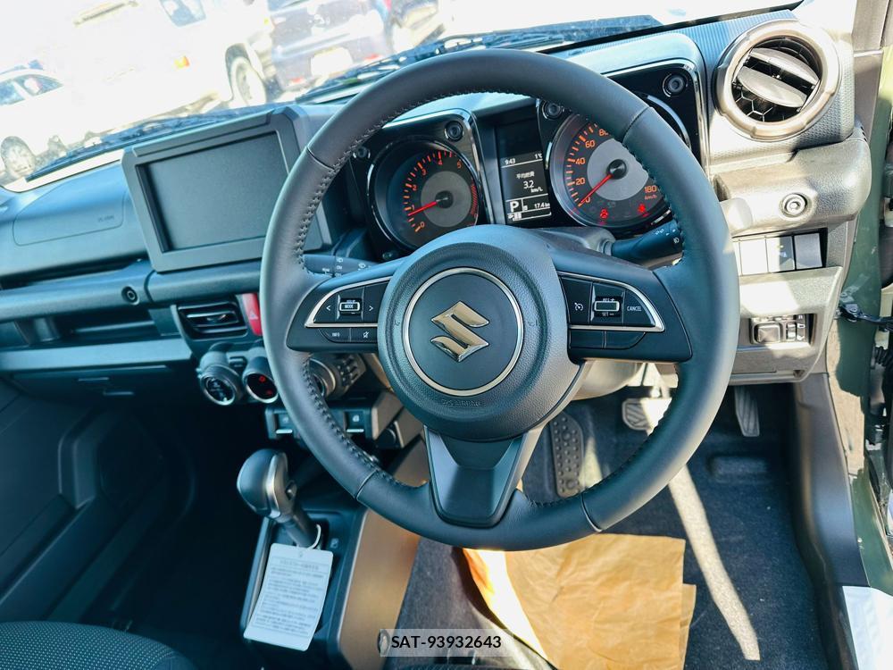 Suzuki JIMNY SIERRA 2025-02 760862-11
