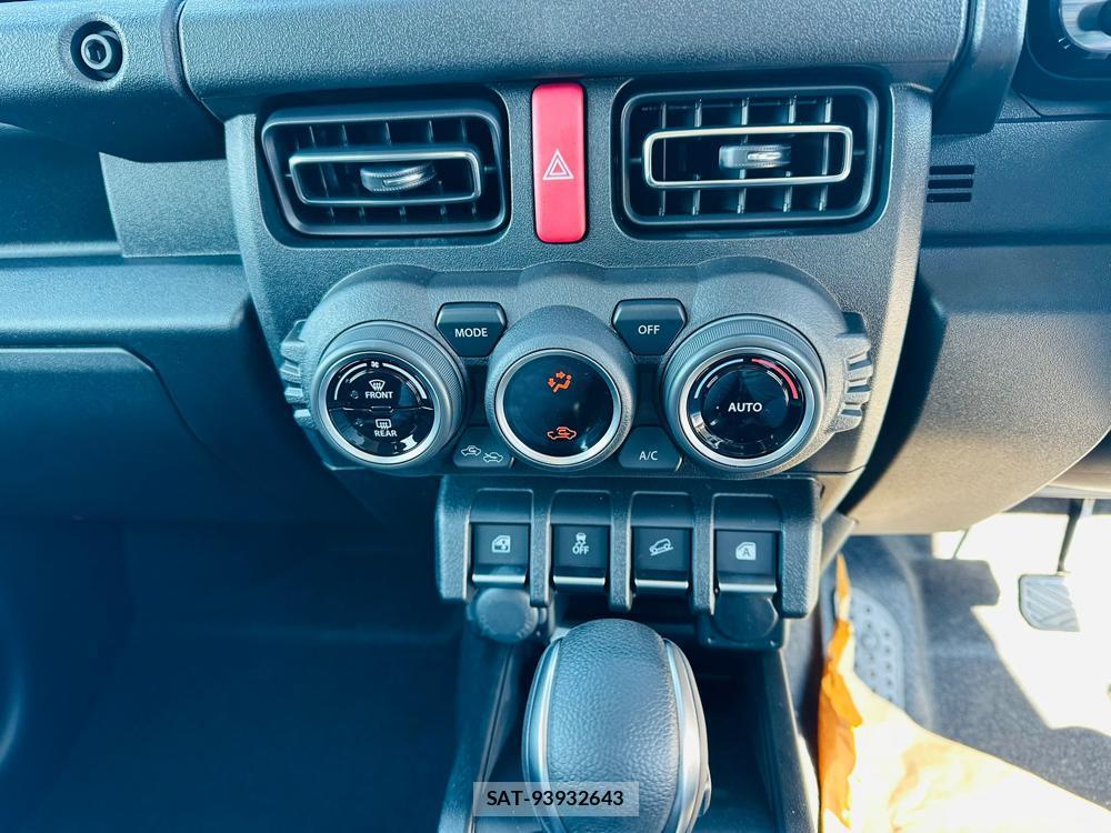 Suzuki JIMNY SIERRA 2025-02 760862-16