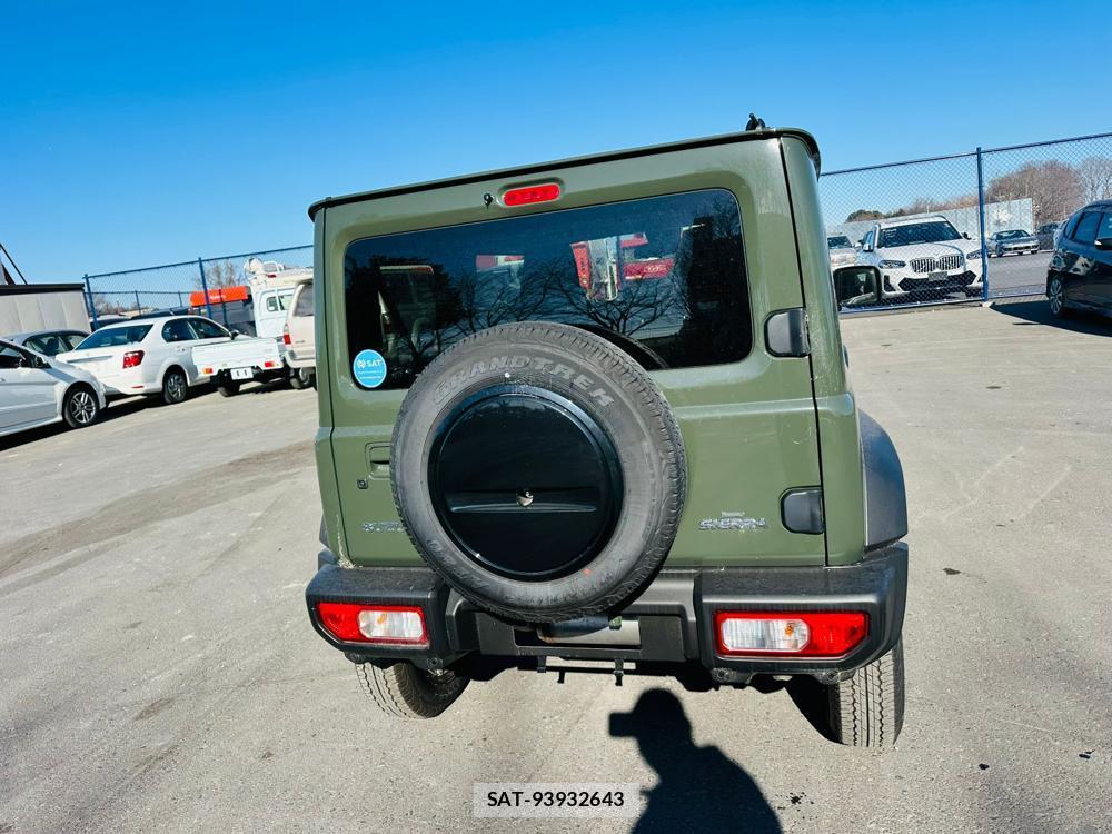 Suzuki JIMNY SIERRA 2025-02 760862-3