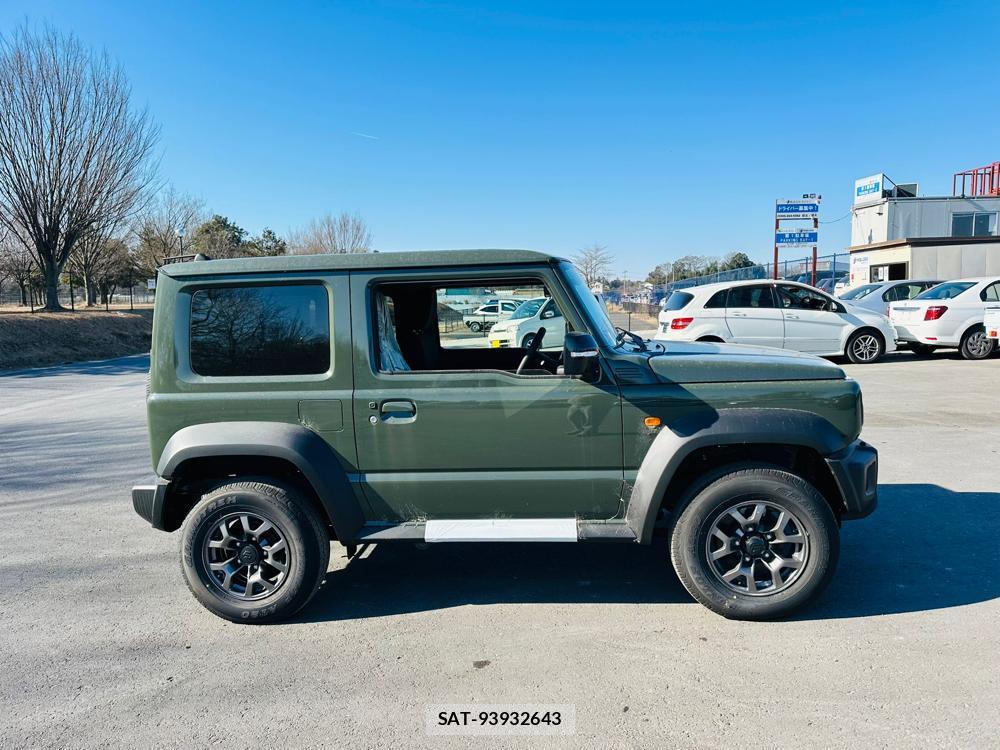 Suzuki JIMNY SIERRA 2025-02 760862-5