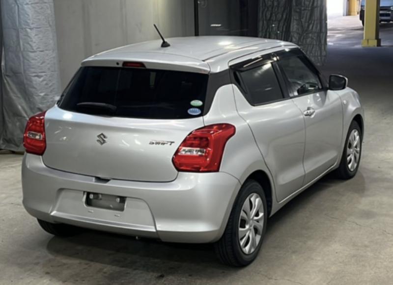 Suzuki SWIFT 2017 4357693-4