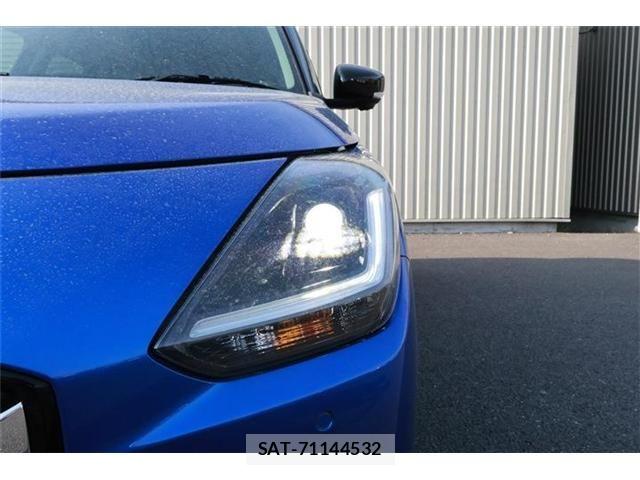 Suzuki SWIFT 2023-12 6020193-13