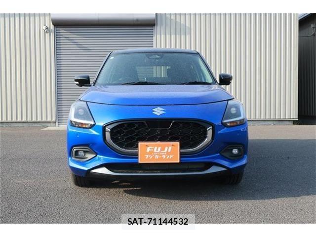 Suzuki SWIFT 2023-12 6020193-15