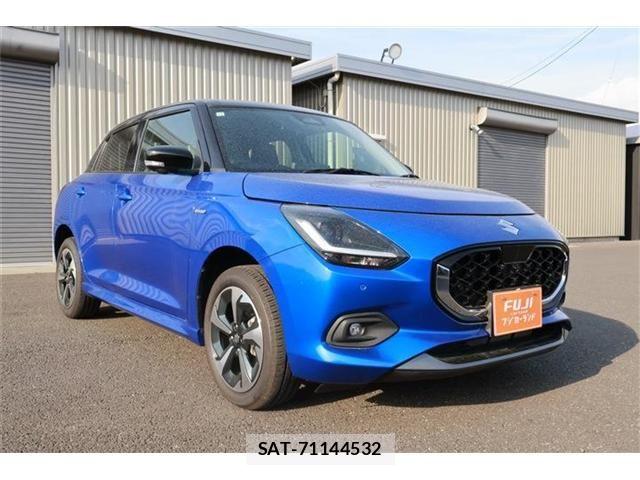 Suzuki SWIFT 2023-12 6020193-17