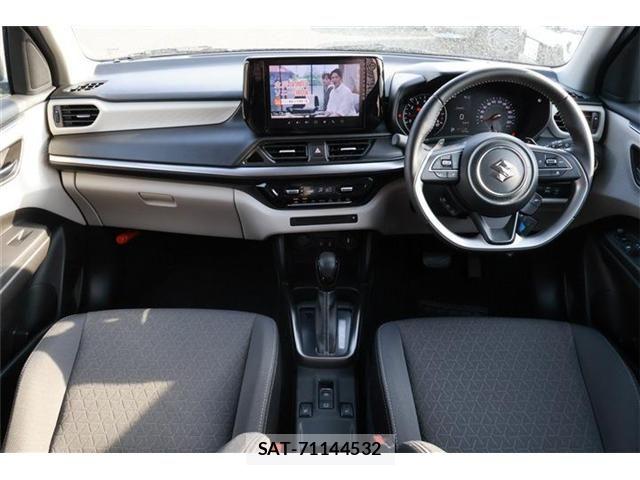 Suzuki SWIFT 2023-12 6020193-1