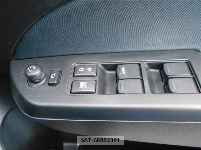 Suzuki SWIFT 2016-02 6753466-13