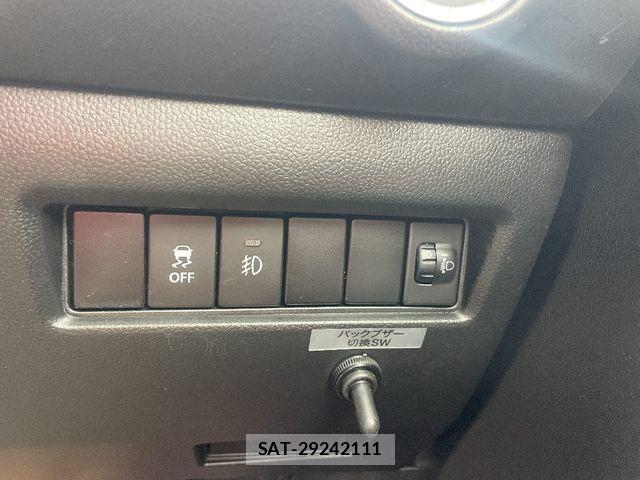 Suzuki SWIFT 2019-11 6913793-16