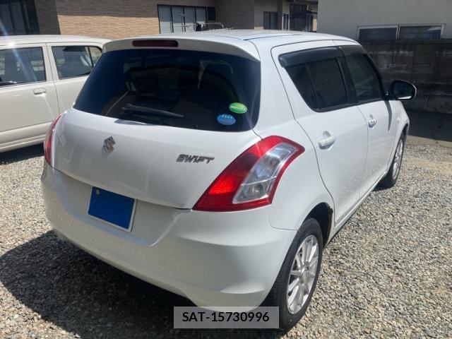 Suzuki SWIFT 2014-04 6913796-6