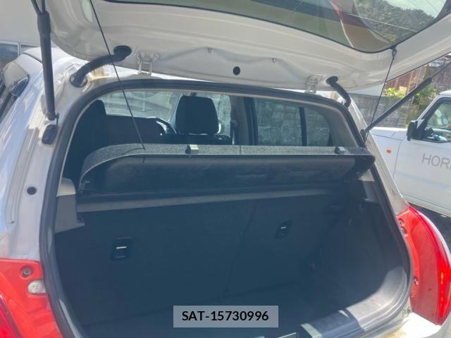 Suzuki SWIFT 2014-04 6913796-7