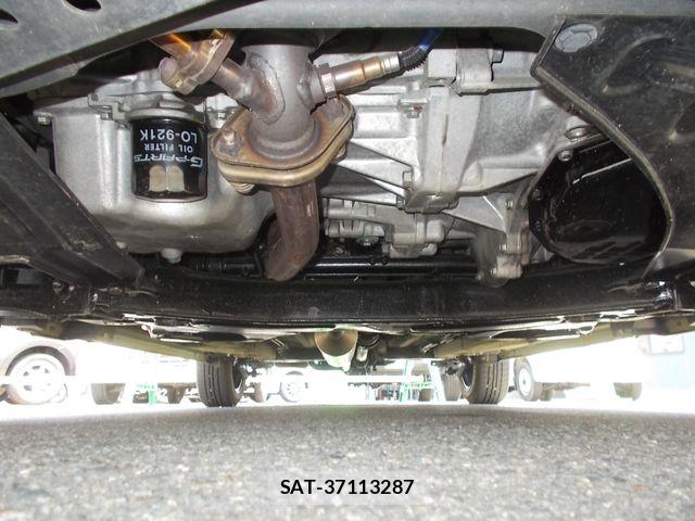 Suzuki SWIFT 2015-02 6913792-28