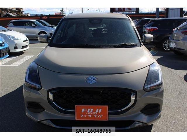 Suzuki SWIFT 2025-10 6998576-13