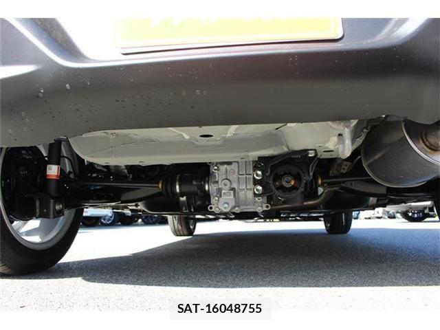 Suzuki SWIFT 2025-10 6998576-17