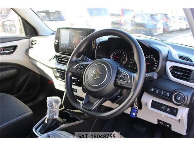 Suzuki SWIFT 2025-10 6998576-7