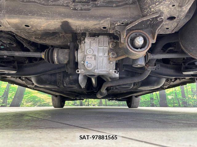 Suzuki SWIFT 2022-03 7021704-19