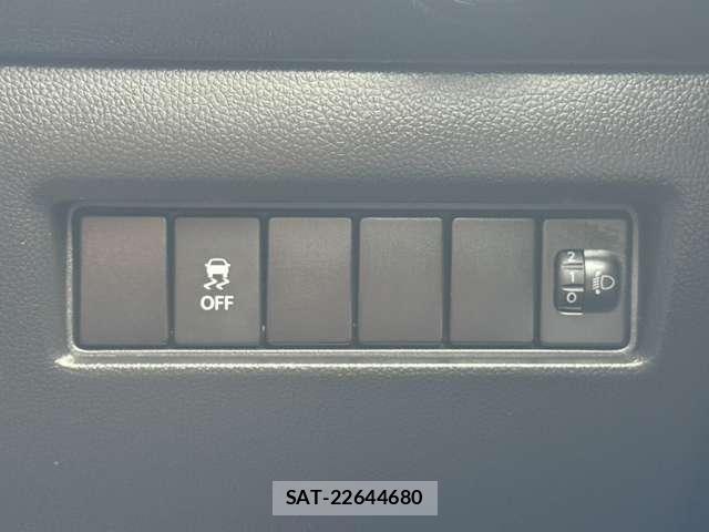 Suzuki SWIFT 2021-12 7250587-9