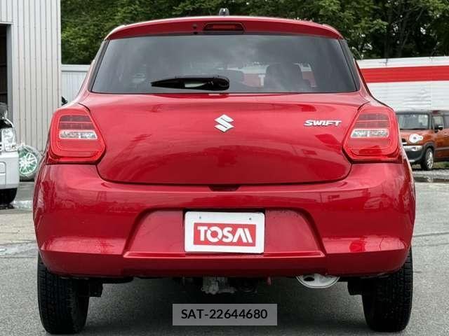 Suzuki SWIFT 2021-12 7250587-18