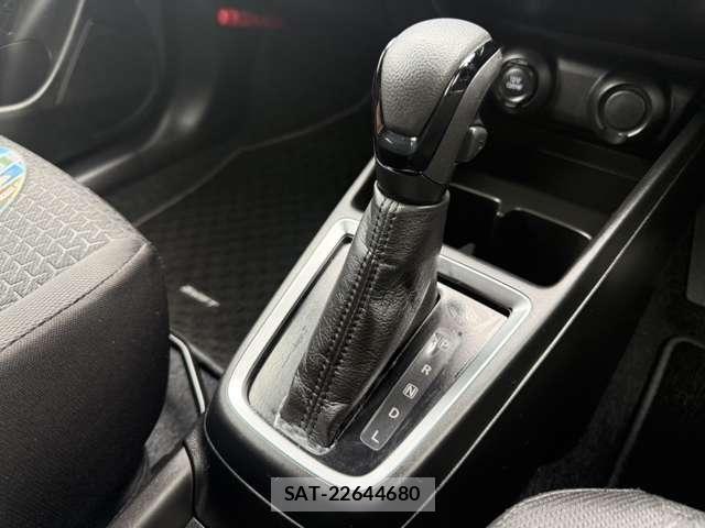 Suzuki SWIFT 2021-12 7250587-28
