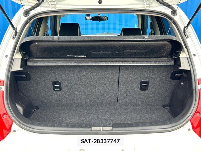 Suzuki SWIFT 2015-10 7252494-9