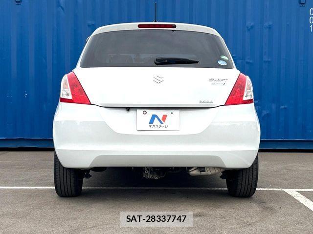 Suzuki SWIFT 2015-10 7252494-14