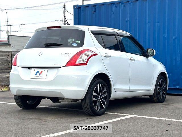 Suzuki SWIFT 2015-10 7252494-16