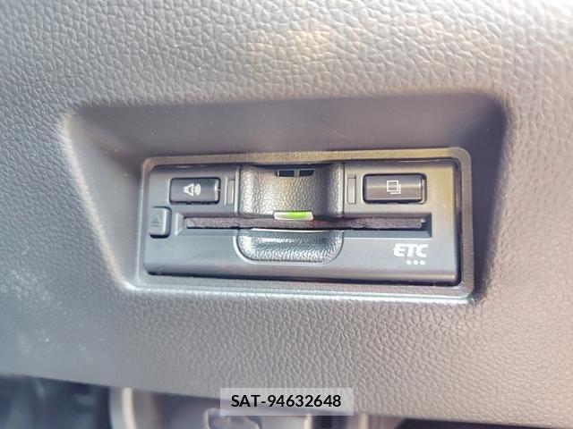 Suzuki SWIFT 2021-12 7252491-20