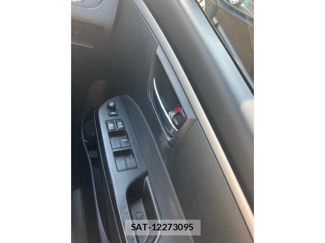 Suzuki SWIFT 2012-02 7273057-16