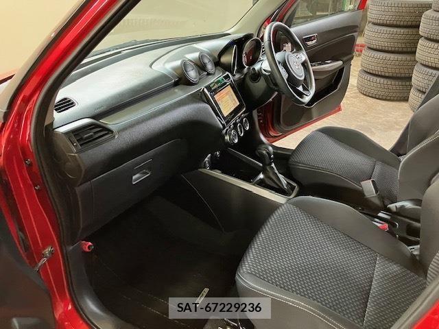 Suzuki SWIFT 2017-01 7458202-12