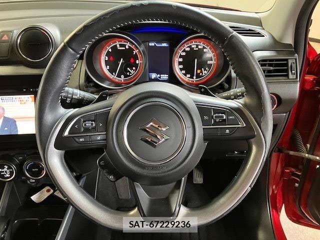 Suzuki SWIFT 2017-01 7458202-16