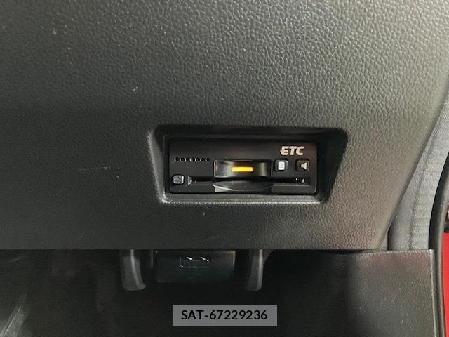 Suzuki SWIFT 2017-01 7458202-24